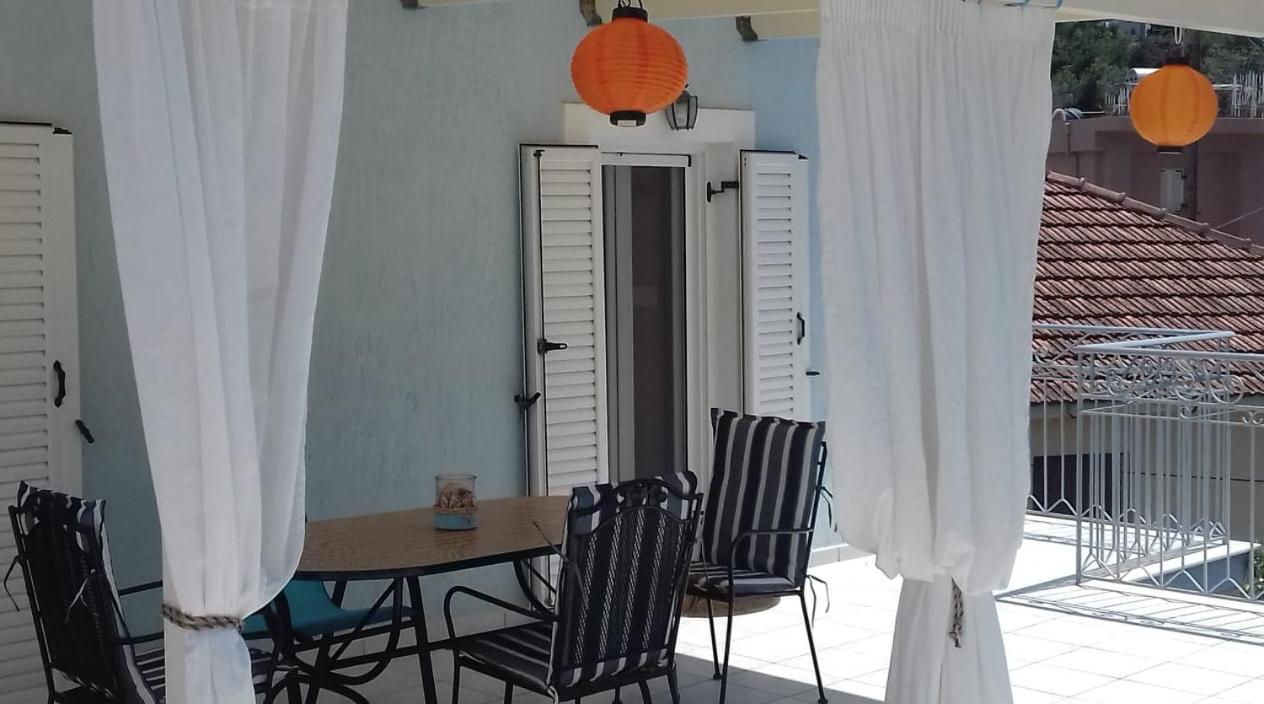 Apartment In Argostoli With Stunning Sea Views Exterior photo